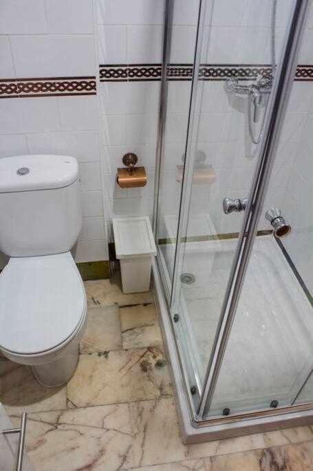 Atico Con Piscina Junto Catedral De Sevilla Exterior photo